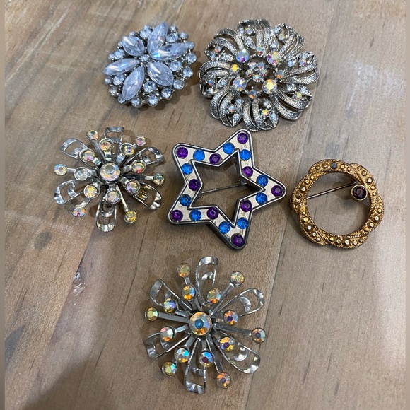 6 fun unique rhinestone pearl silver gold brooches - Picture 2 of 11